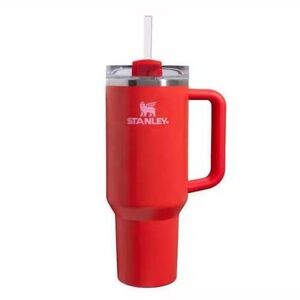 NWT Stanley Valentine Red Target Quencher H2.0 Tumbler